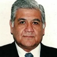 Dr.-Carlos-Romero-1